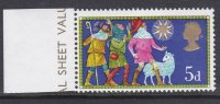 Sg 813gh 1969 5d Christmas Phosphor Omitted  reverse feed perfs Single U M