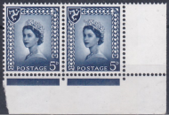 Sg XM11d 5d Isle of Man Variety corner pair UNMOUNTED MINT